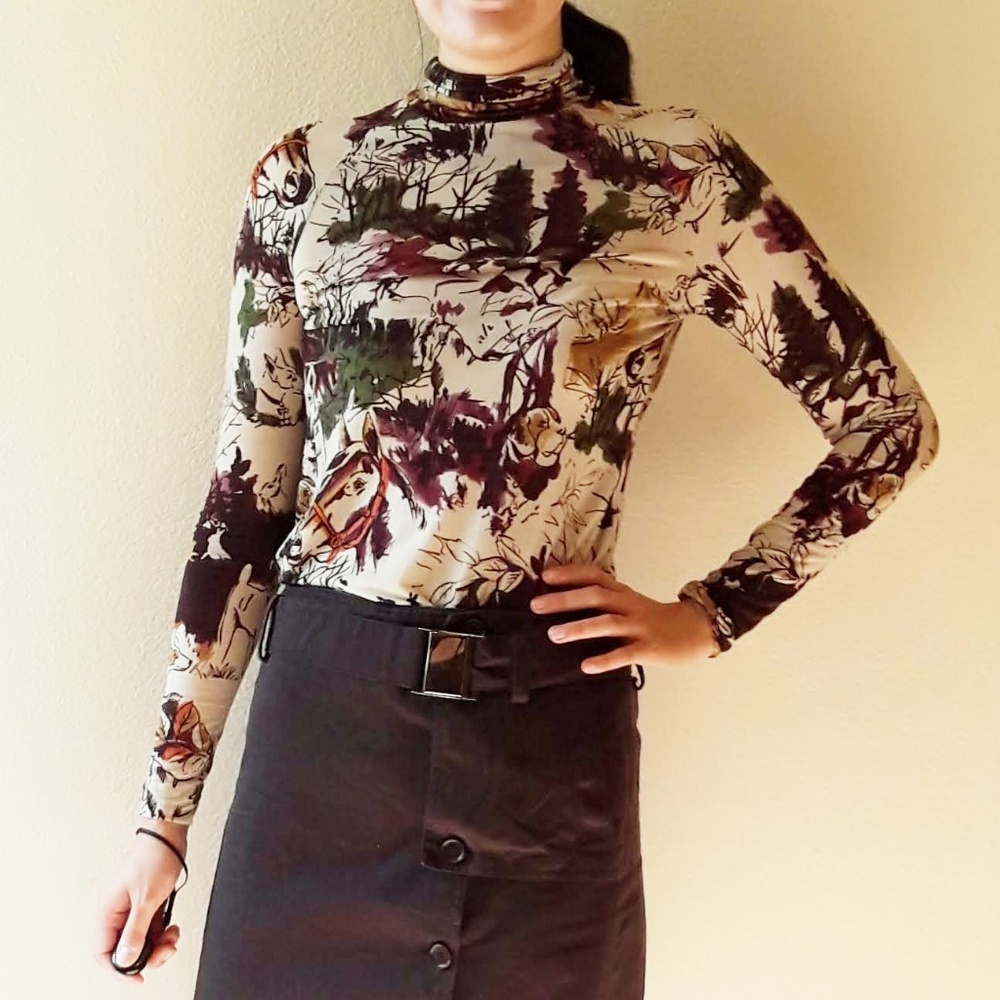 SOLD! Etro forest hunting scene turtleneck, dogs - Picture 7 of 7